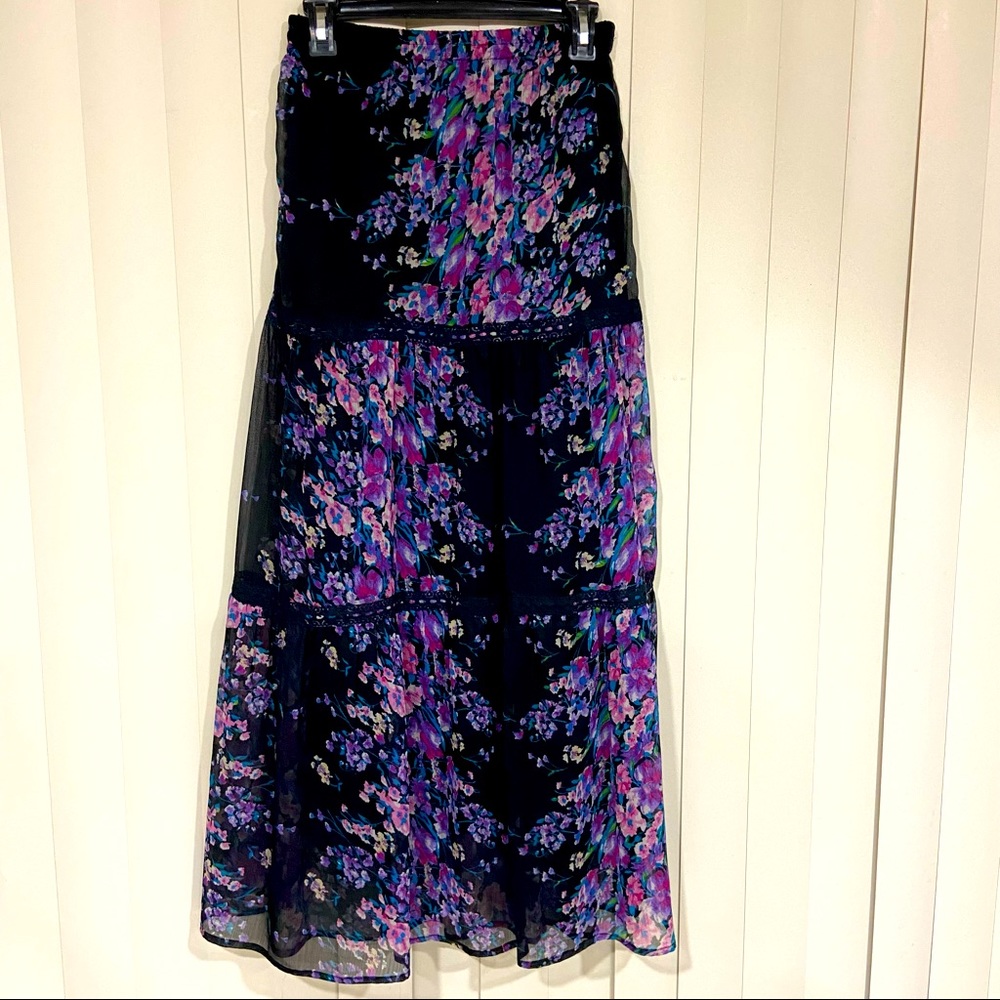 Fashion Fuse Floral Maxi skirt Size S